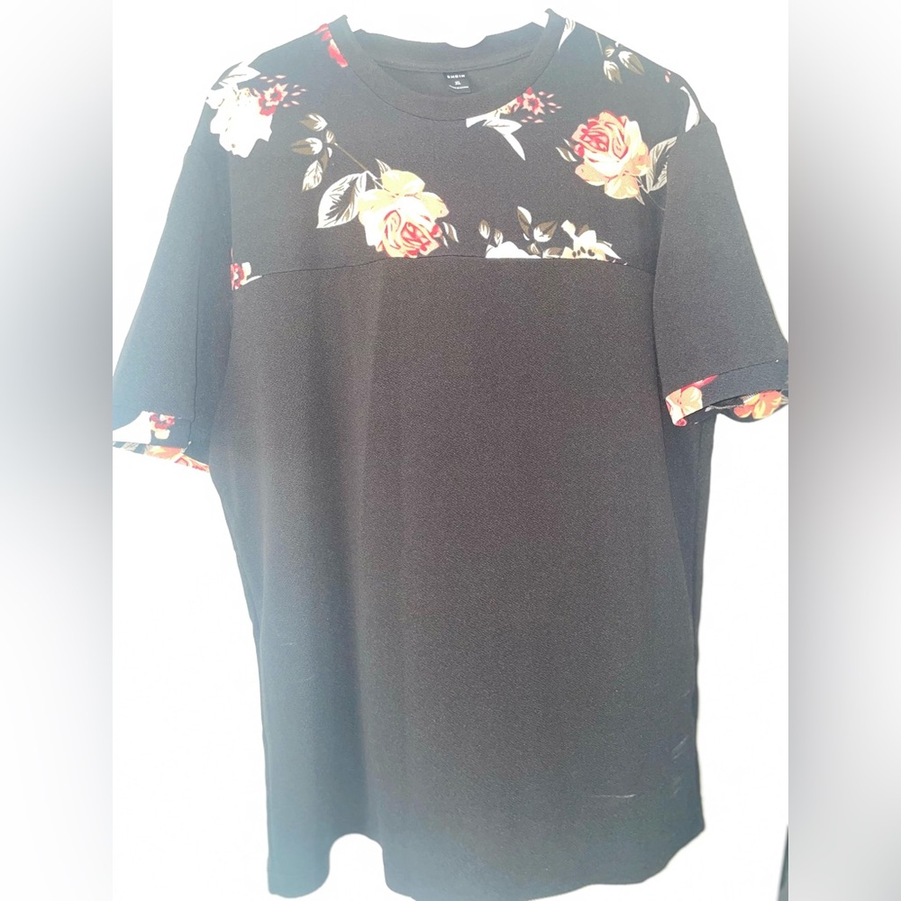 SHEIN Black Floral Men's Tee and matching shorts set